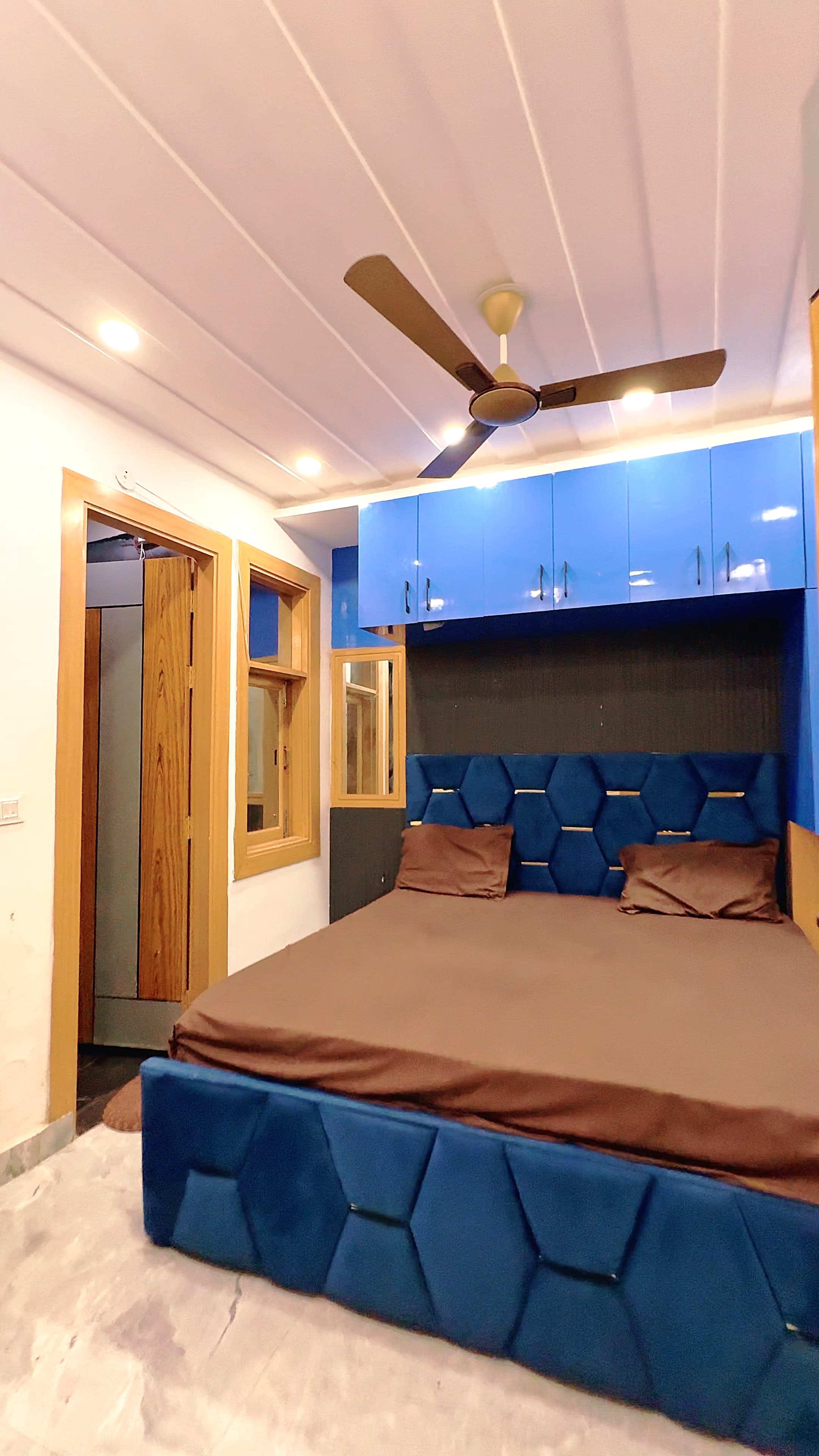 4BHK + 2BHK Duplex Flat with Terrace Garden in Dwarka | Rental Income Property @ ₹75 Lakh thumbnail 6