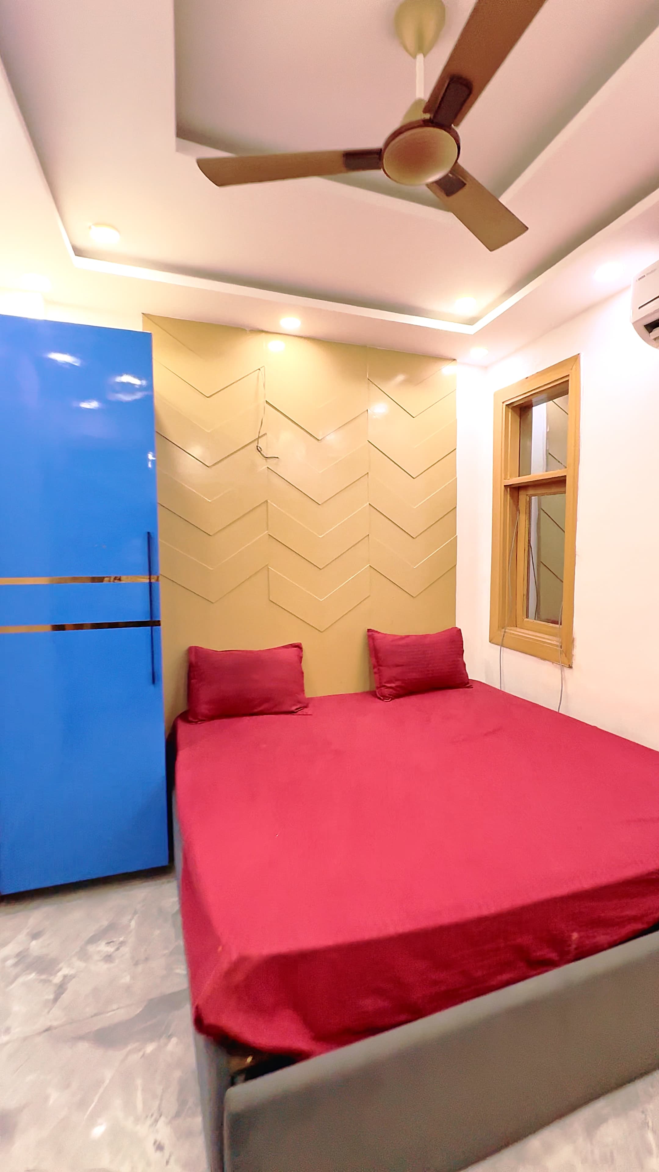 4BHK + 2BHK Duplex Flat with Terrace Garden in Dwarka | Rental Income Property @ ₹75 Lakh thumbnail 7