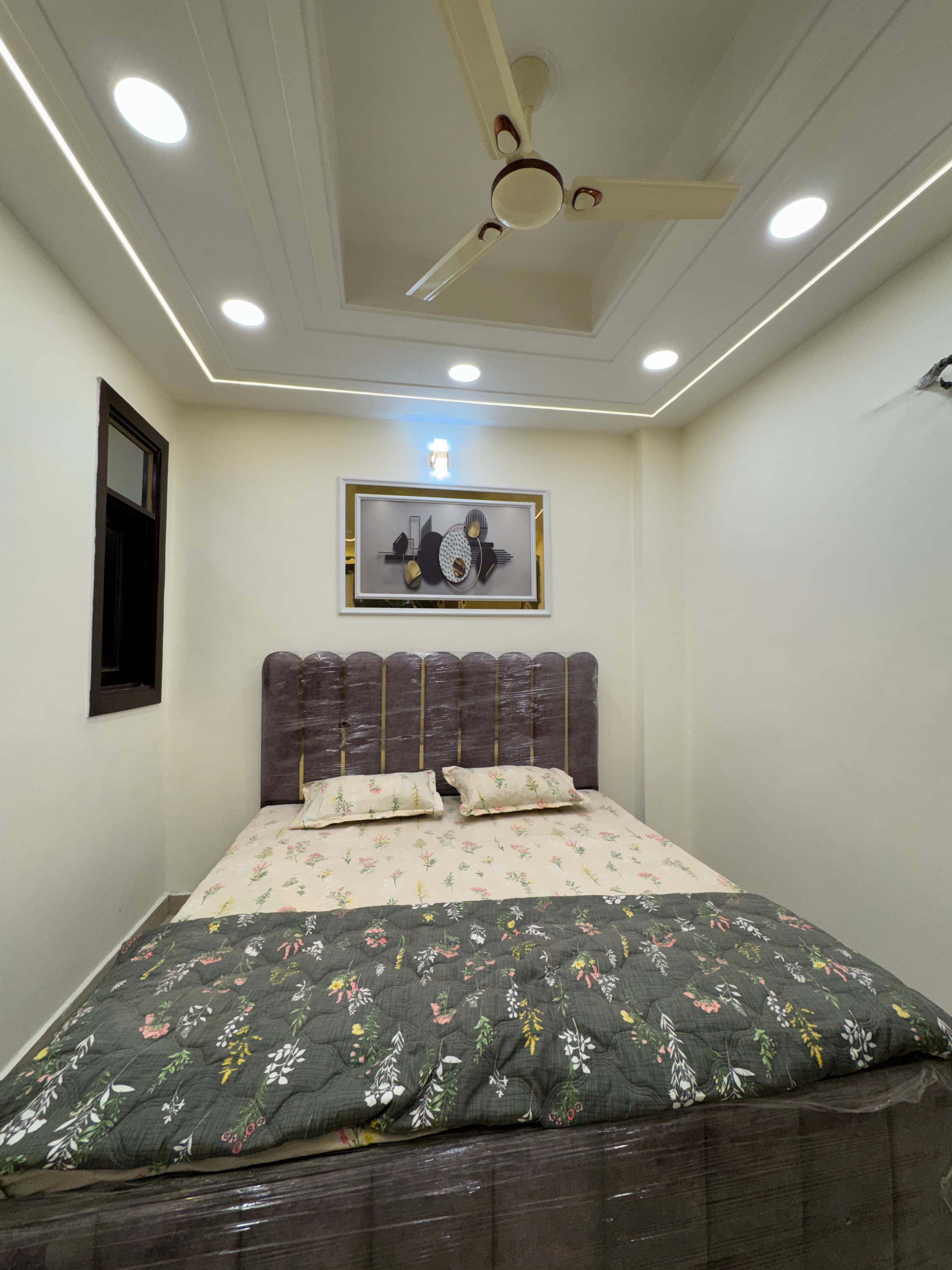 Ready to Move 2BHK Flat for Sale in Dwarka | Prime Location Near Metro thumbnail 5