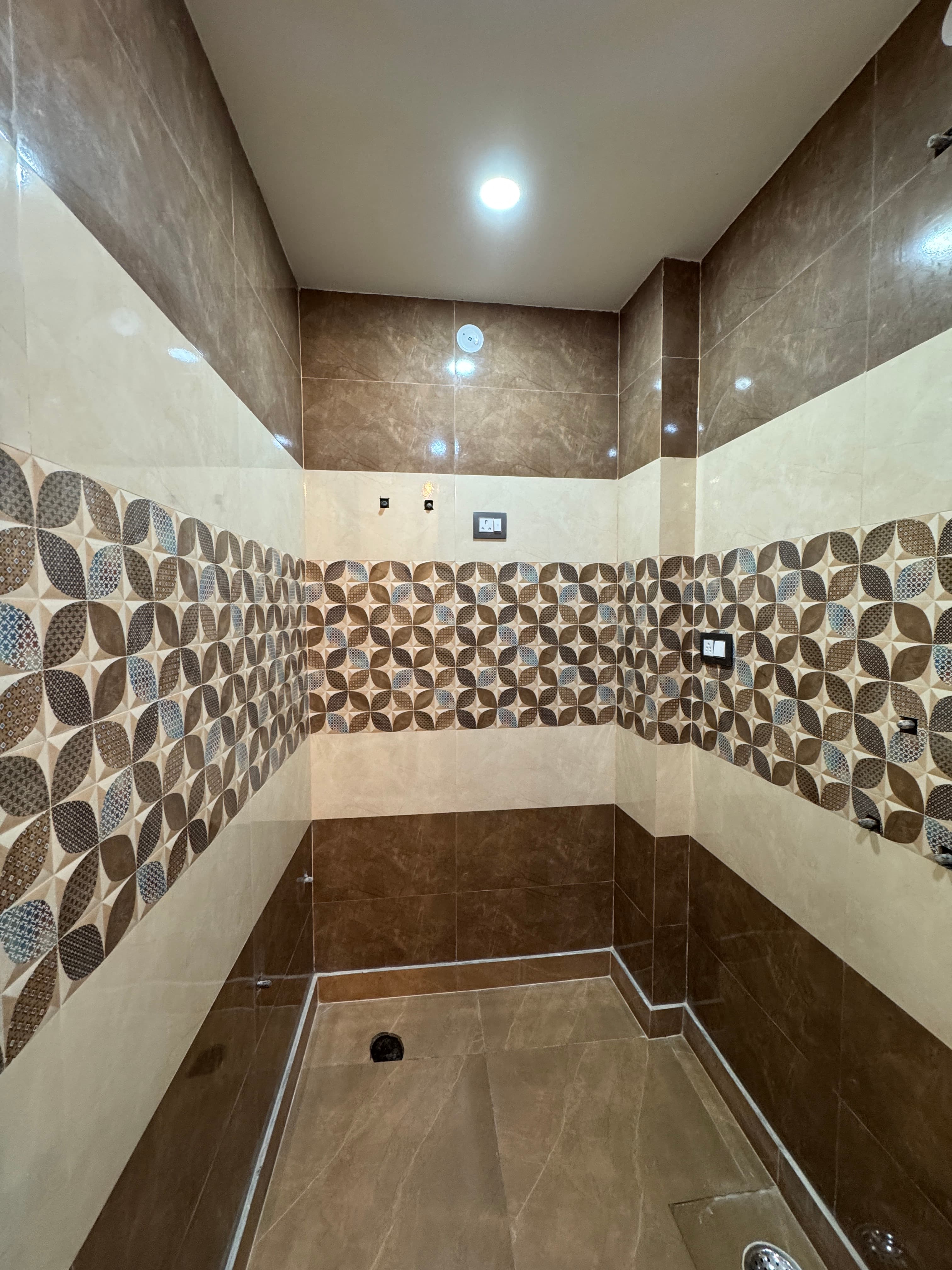 1BHK Flat for Sale in Dwarka Sector 14 | Ready to Move Near Metro thumbnail 6