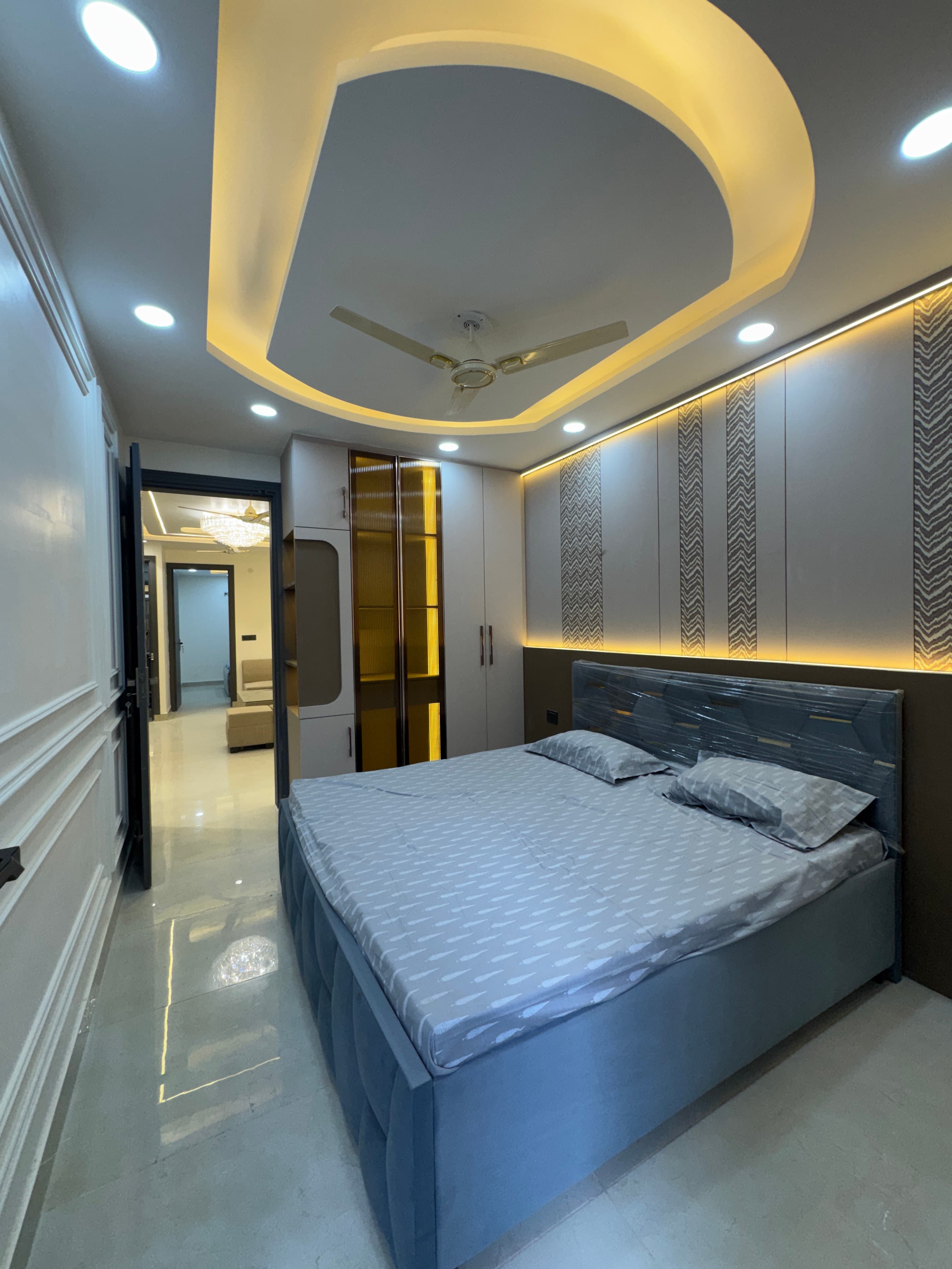 3BHK Flat for Sale in Dwarka Mor | Ready to Move Near Metro thumbnail 5