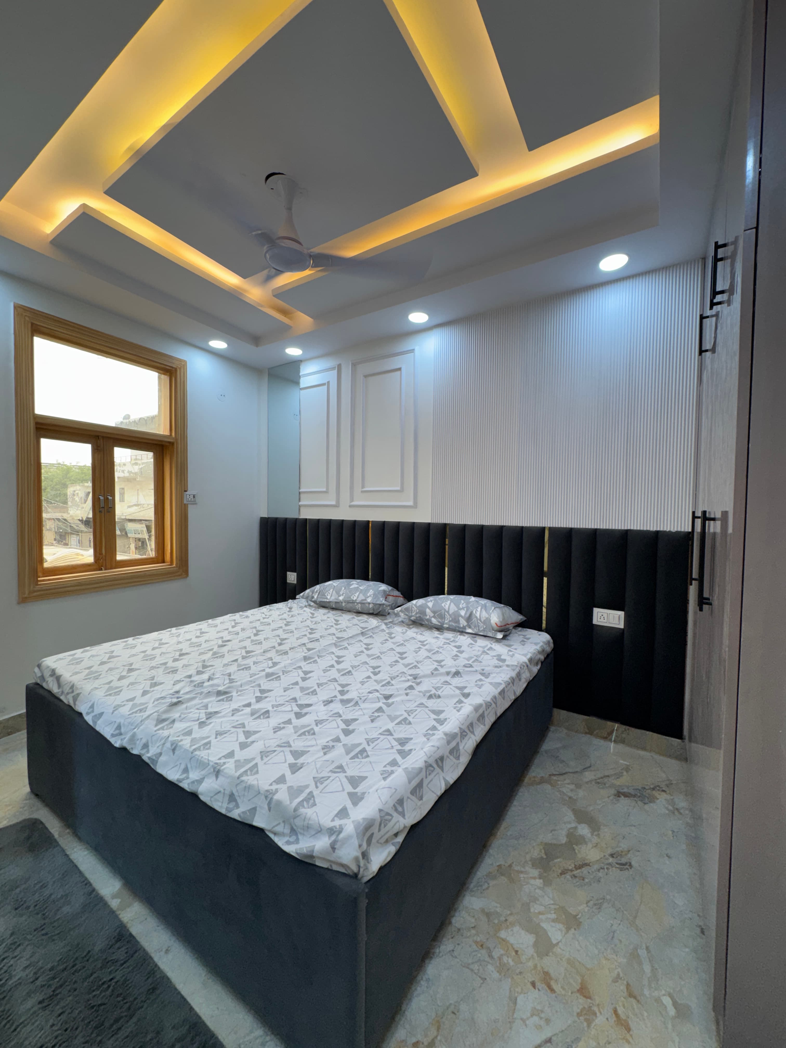 2BHK Flat for sale in Uttam nagar west thumbnail 5