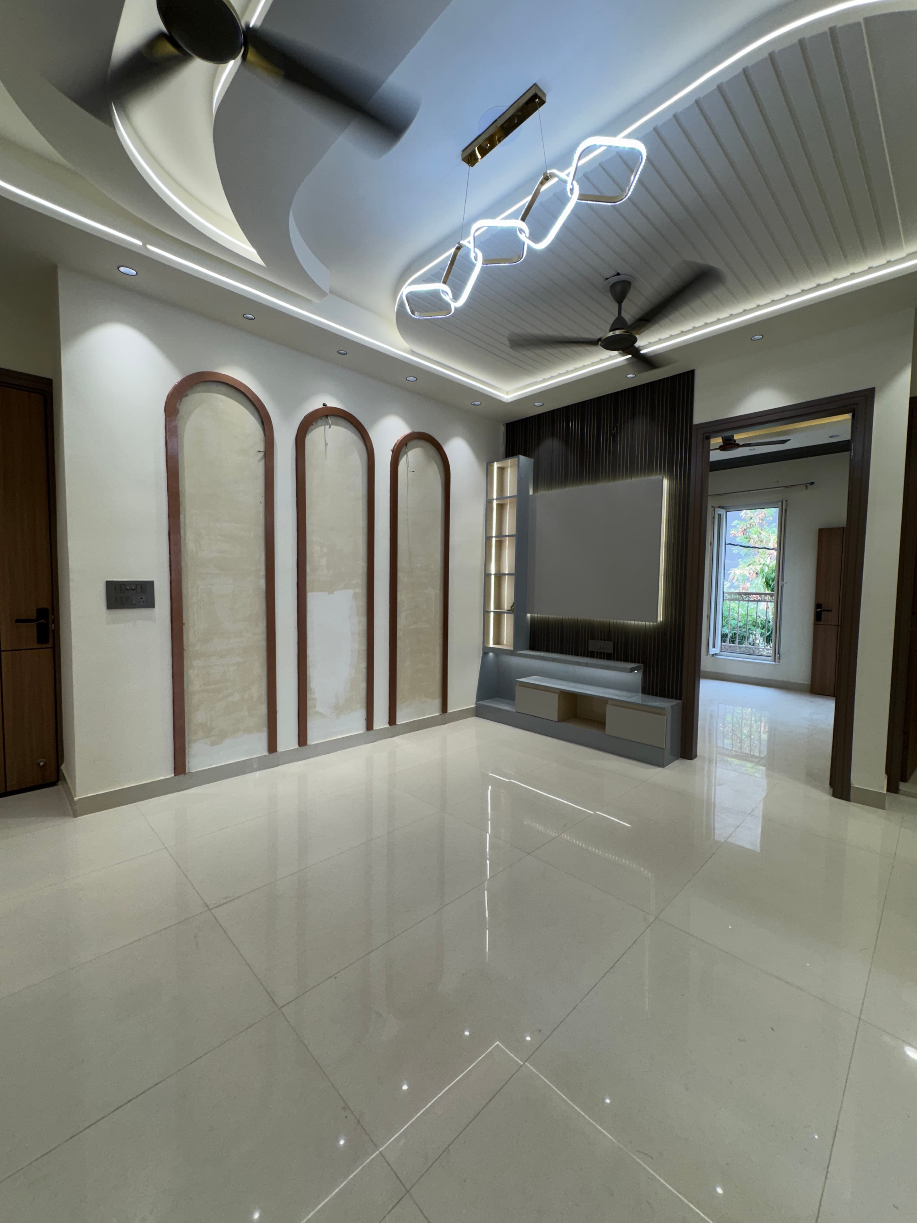3BHK 100 Gaj Flat for Sale in Nangli thumbnail 2