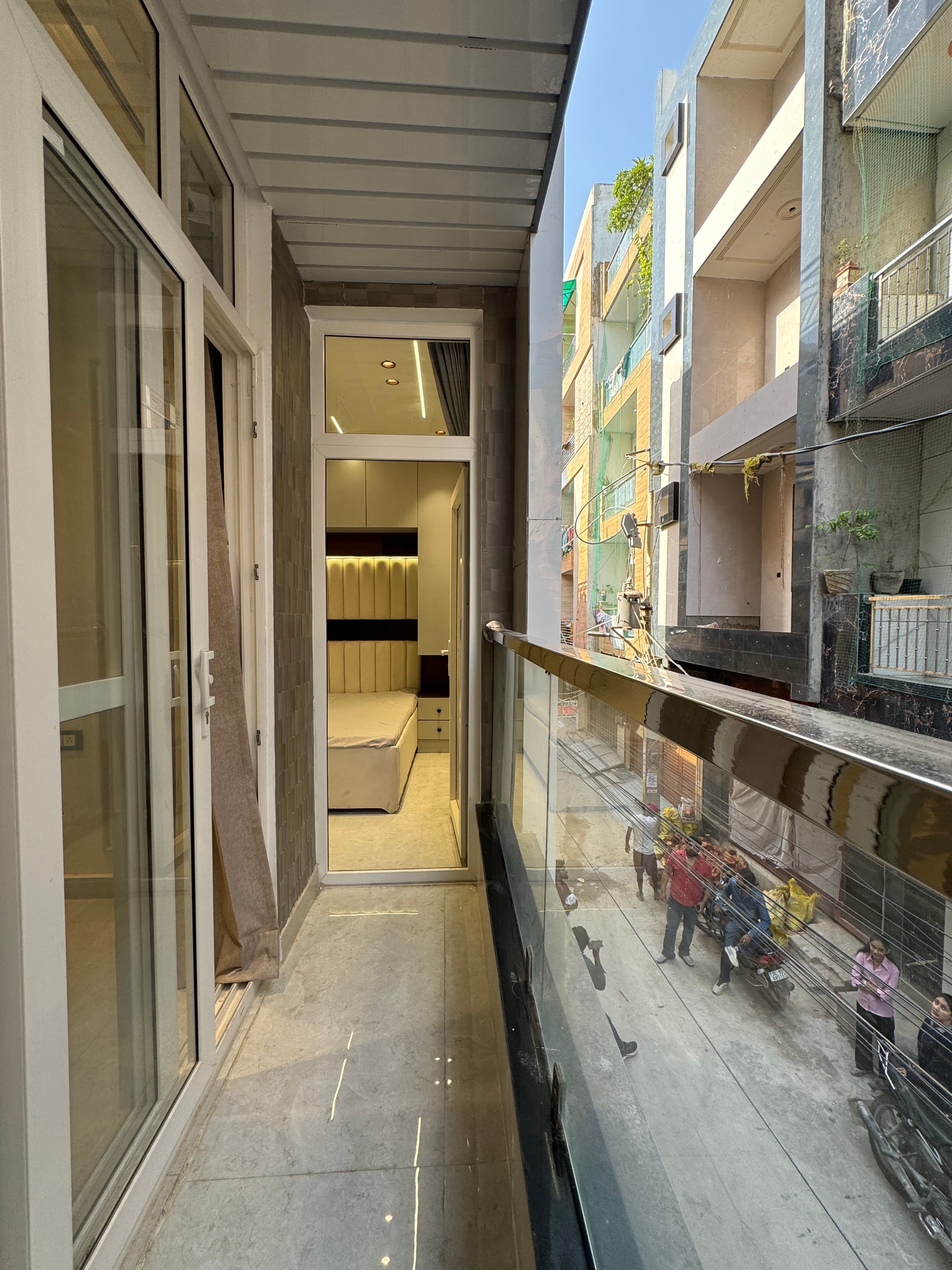 3BHK 85 GAJ FLAT FOR SALE IN DWARKA MOR thumbnail 9