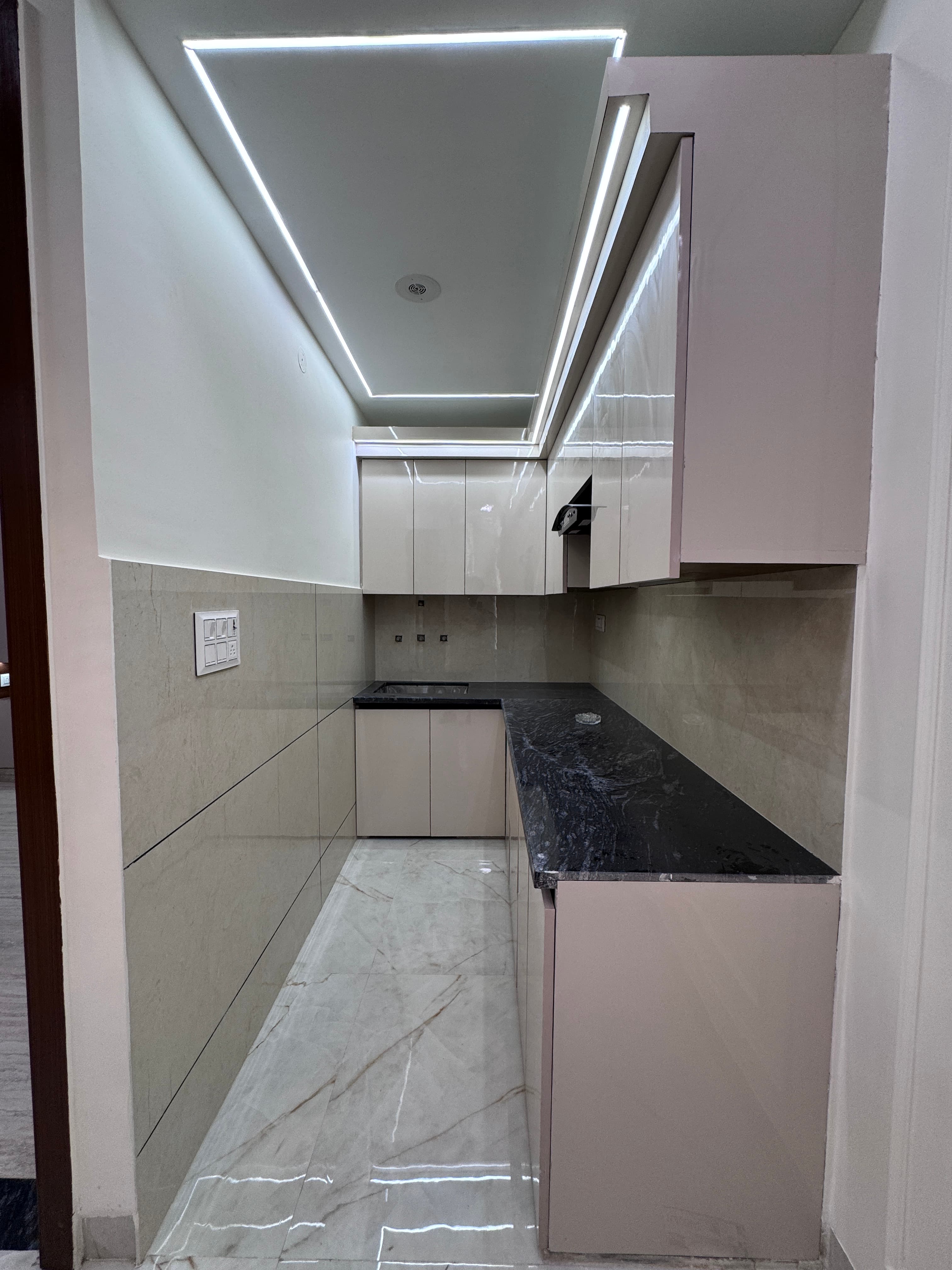 1BHK Flat for Sale in Nawada | Affordable Ready-to-Move Flats Near Dwarka Mor thumbnail 5
