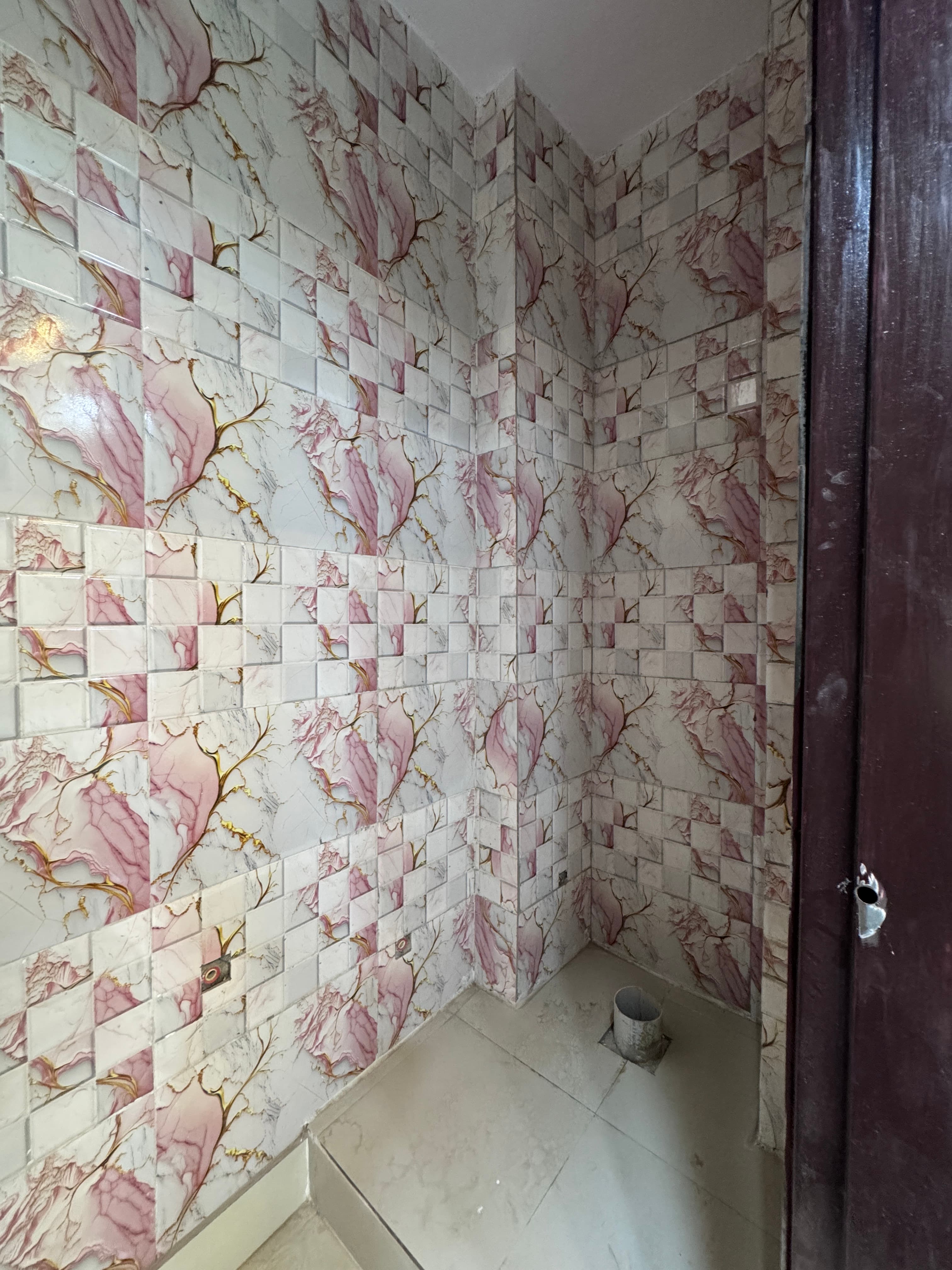 2BHK 55 Gaj Flat for Sale in Uttam Nagar West thumbnail 5