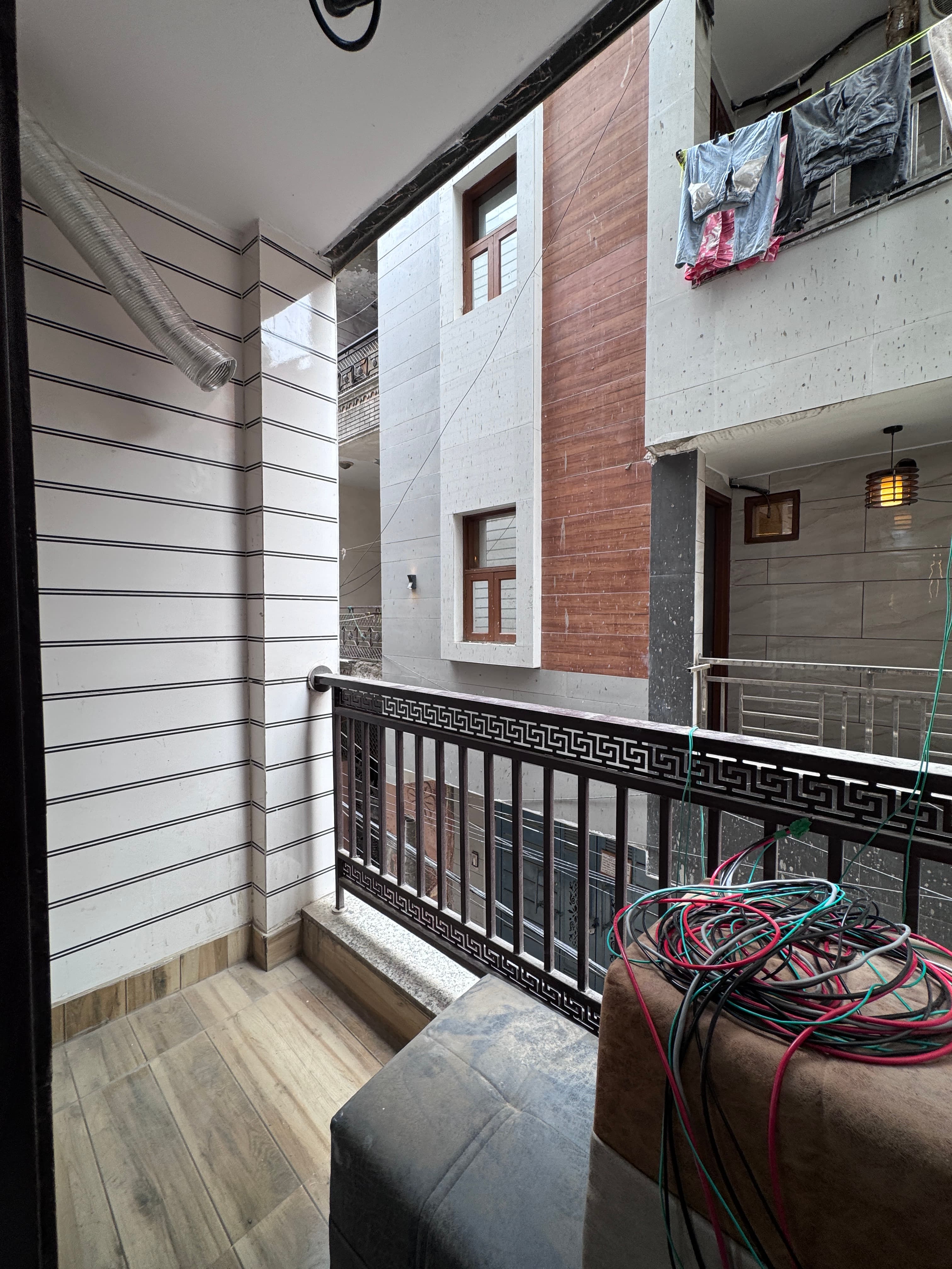 2BHK 55 Gaj Flat for Sale in Uttam Nagar West thumbnail 6