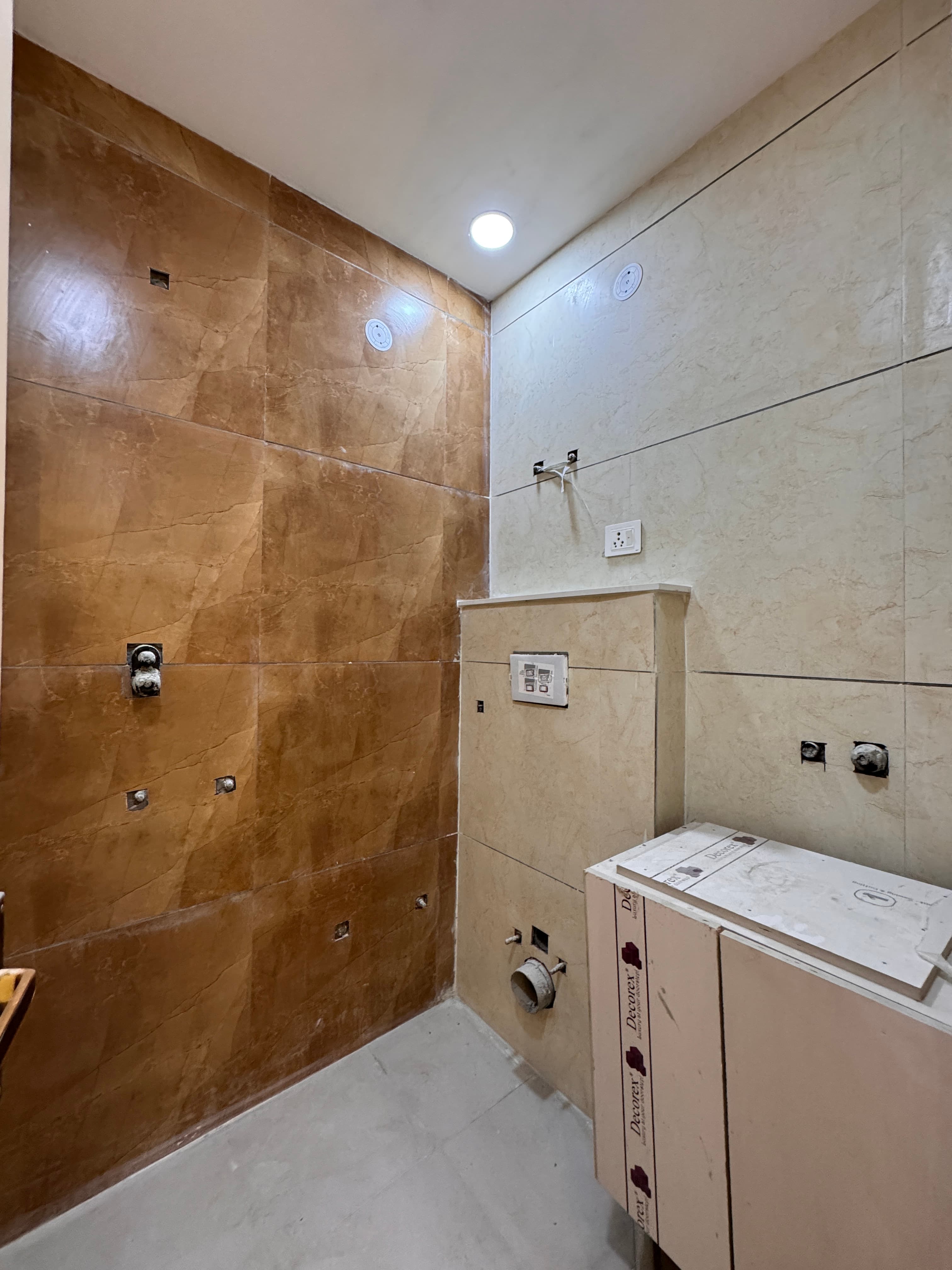 2BHK 60 Gaj Flat for Sale in Dwarka Mor | Ready to Move Luxury Home thumbnail 3