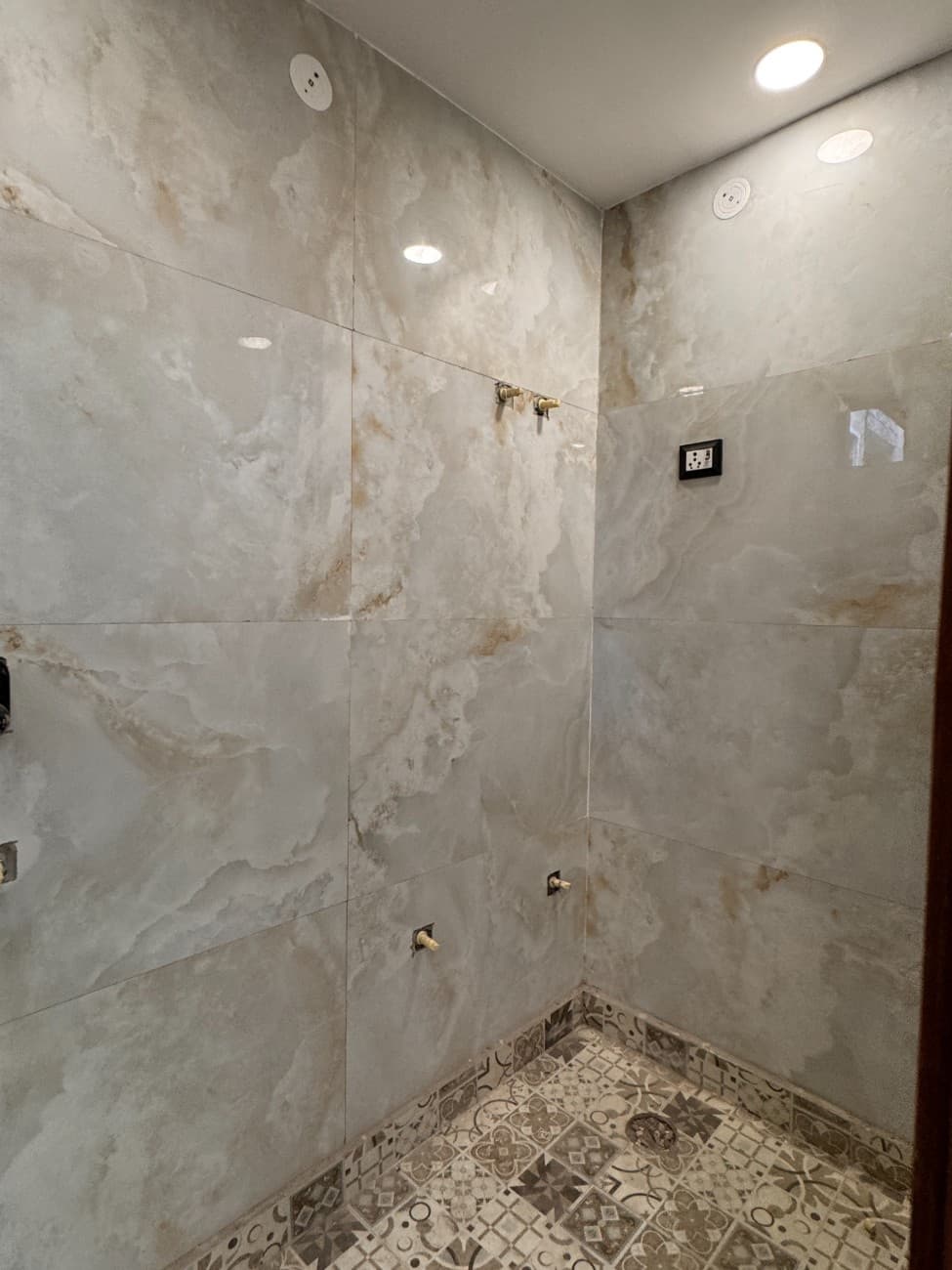 2BHK 60 Gaj Flat for Sale in Dwarka Mor thumbnail 6
