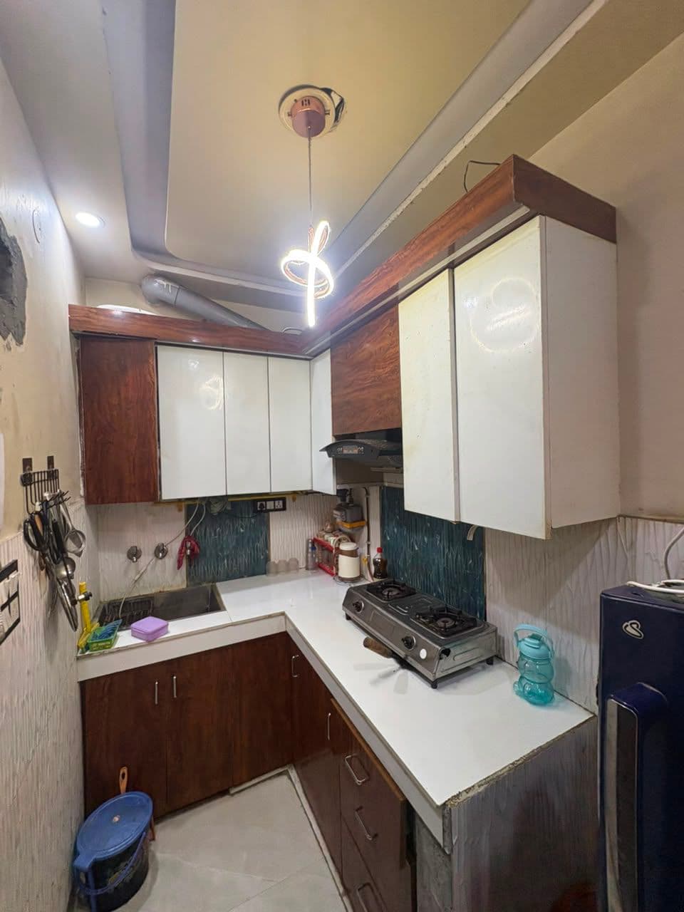 2BHK floor in mohan garden , dwarka more ,uttam nagar thumbnail 13