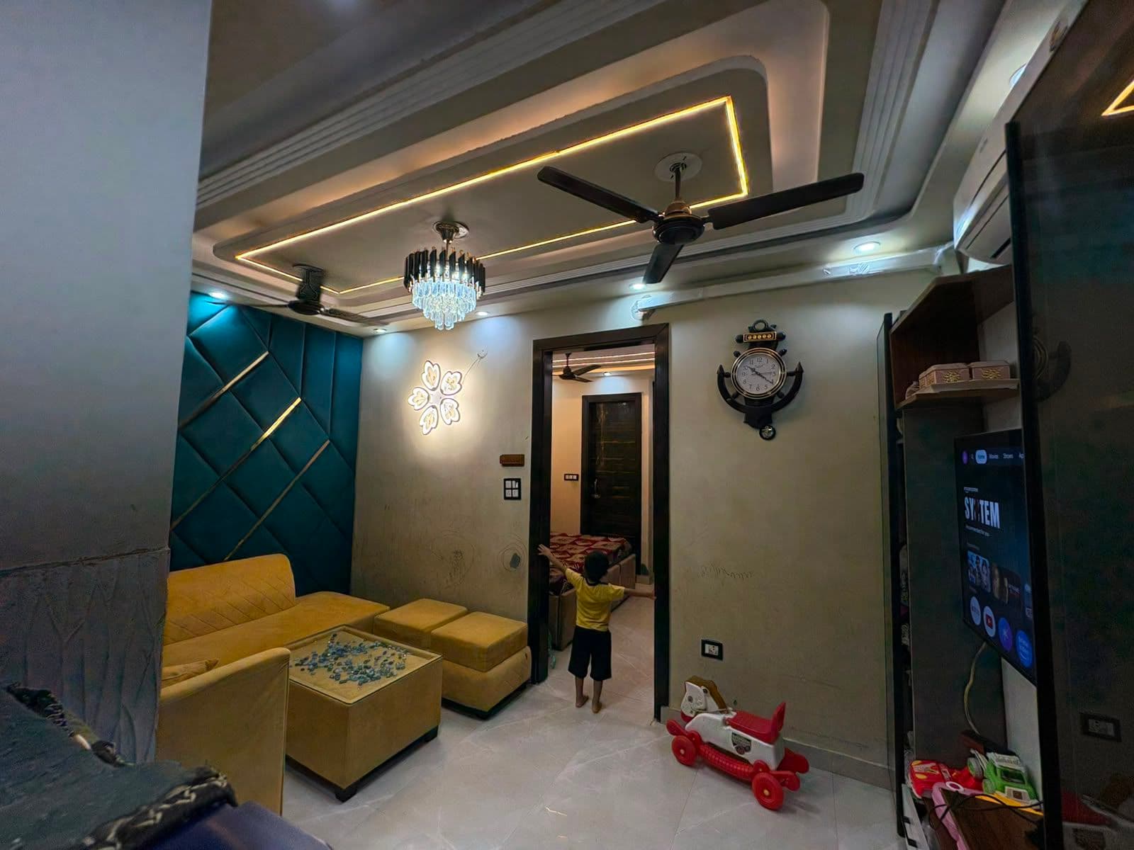 2bhk flat fully furnished in mohan garden thumbnail 4