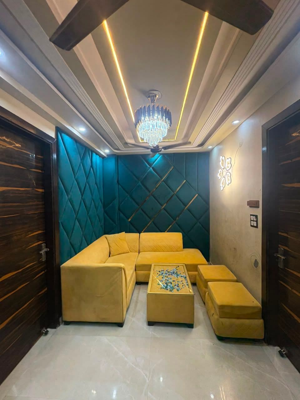 2bhk flat fully furnished in mohan garden thumbnail 2