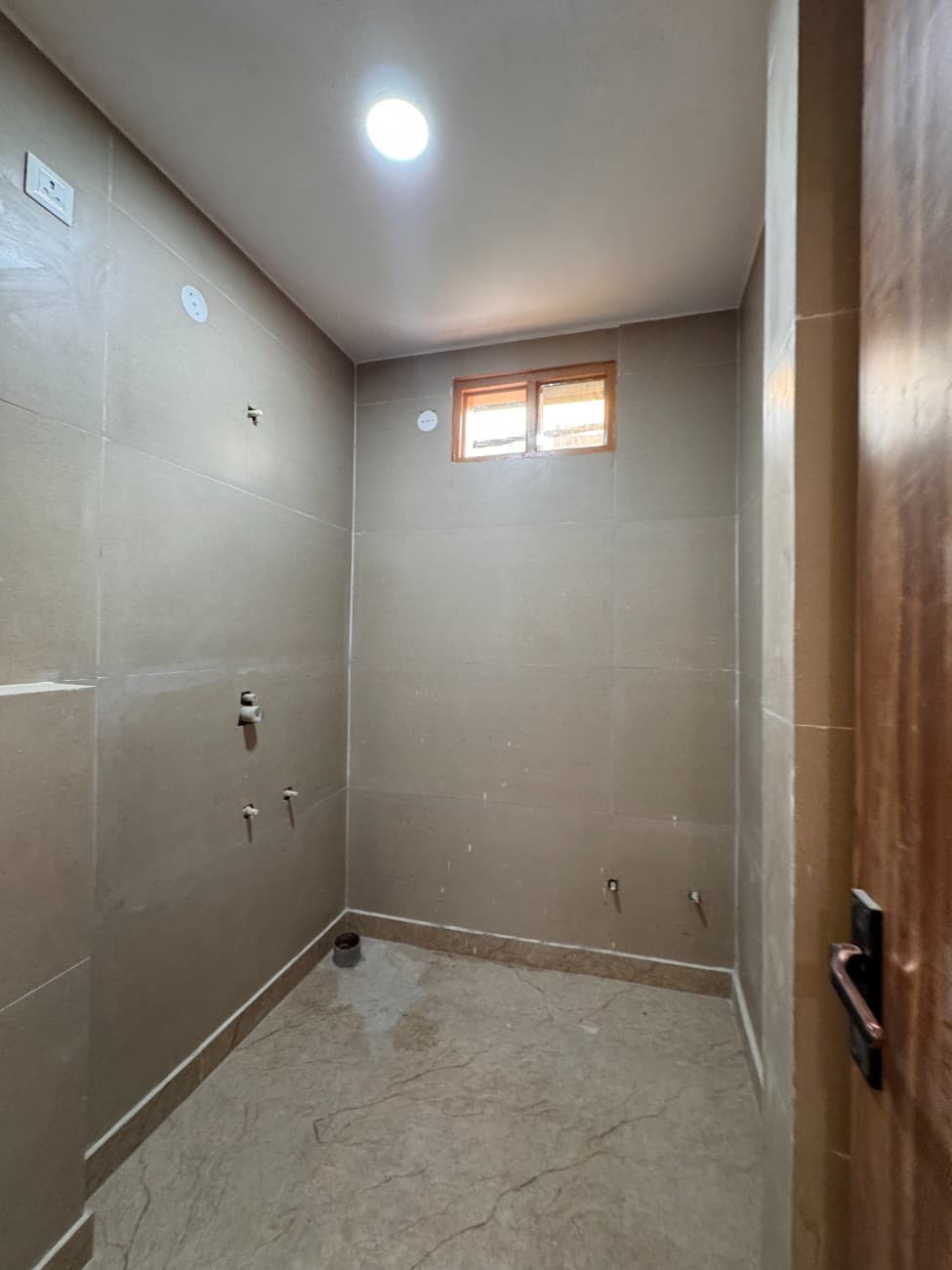 3BHK 110 Gaj Flat for Sale in Dwarka | Luxury Ready-to-Move Home thumbnail 2