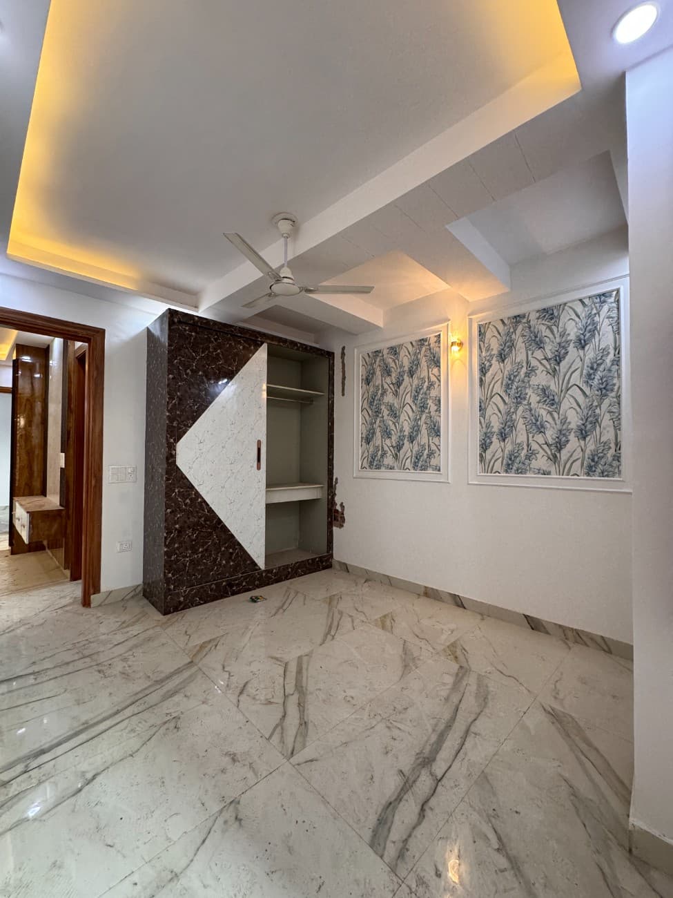 3BHK 110 Gaj Flat for Sale in Dwarka | Luxury Ready-to-Move Home thumbnail 9
