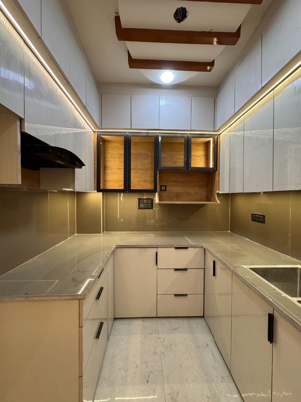 3BHK 80 Gaj Flat for Sale in Dwarka Mor thumbnail 4