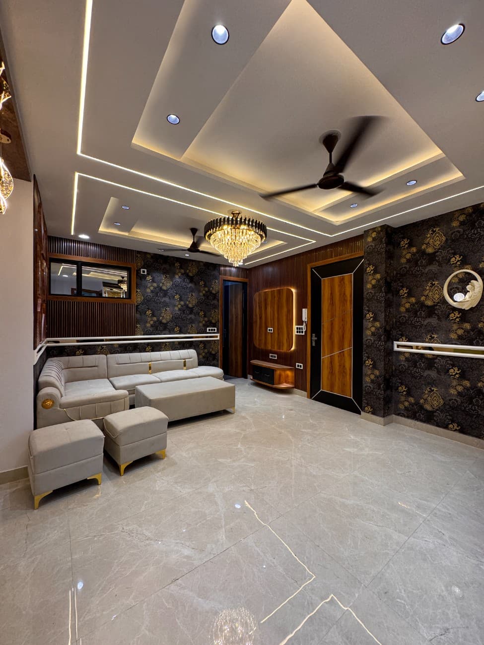 3BHK 115 Gaj Flat for Sale in Dwarka Mor
