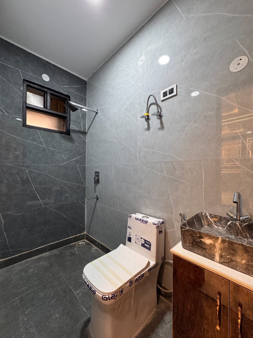 3BHK 115 Gaj Flat for Sale in Dwarka Mor thumbnail 5