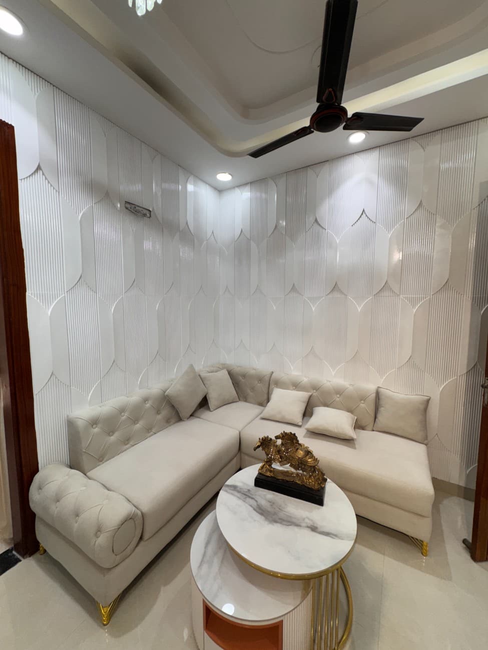 3BHK 100 Gaj Flat for Sale in Uttam Nagar West