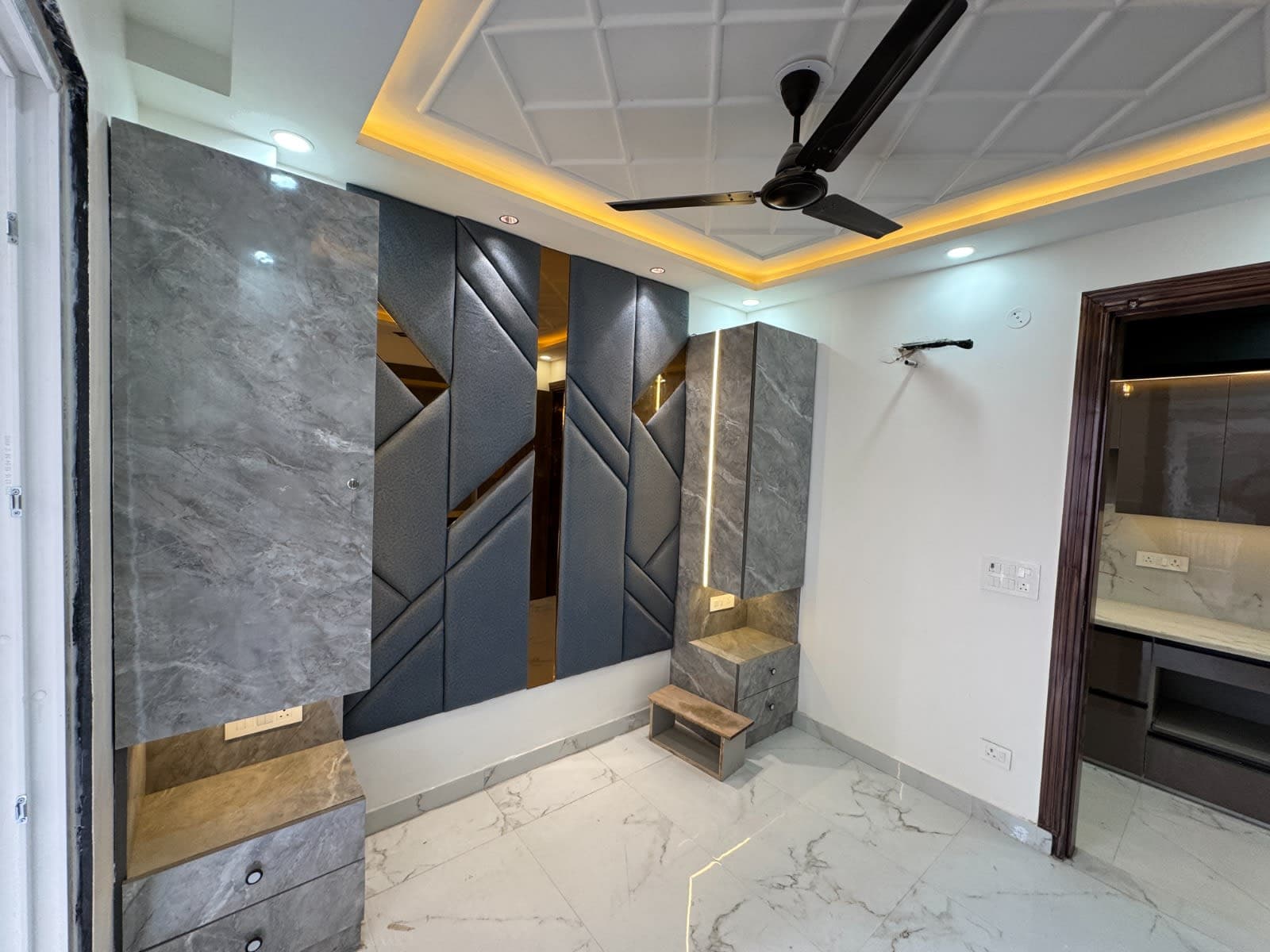 Luxury 2 BHK Dwarka Mor