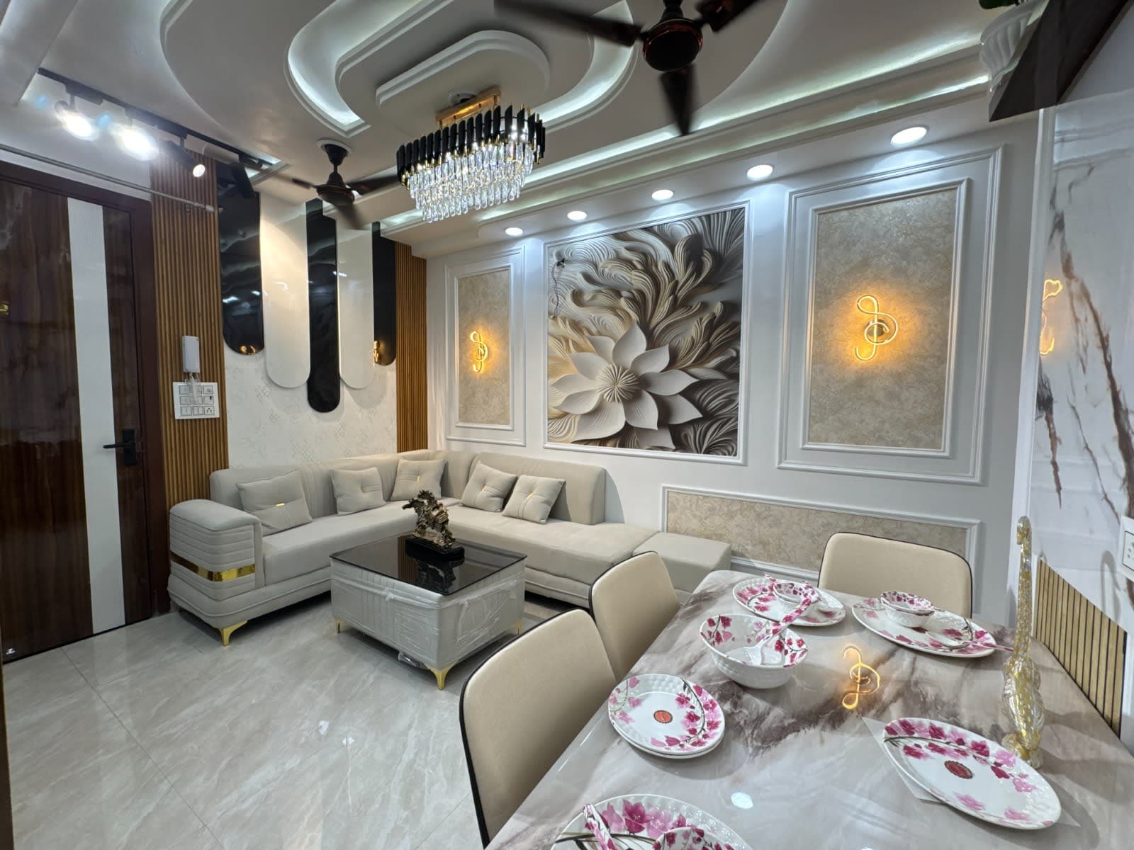 Modern 2BHK Builder Floor near Nawada Metro