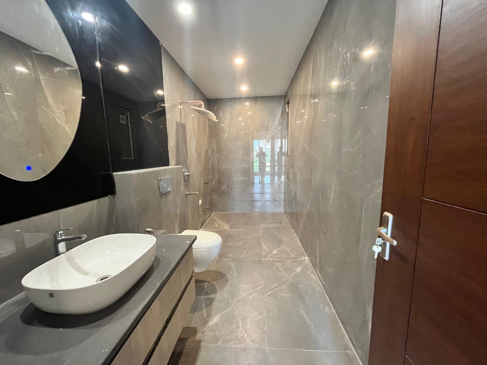 Luxurious 4BHK Builder Floor Top Floor in Sector 56, Sushant Lok 3, Gurgaon - Image 4