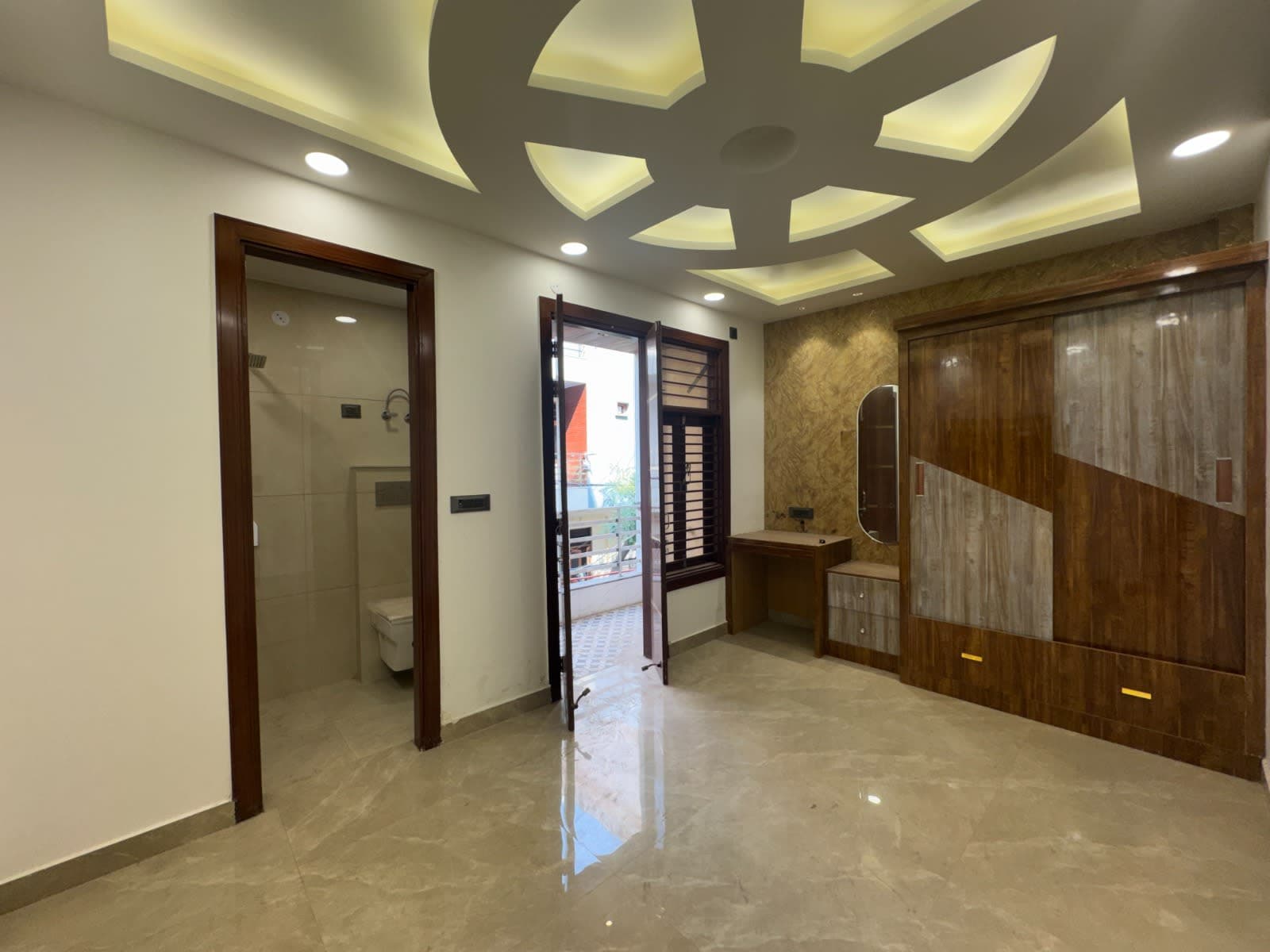 3 BHK Flat Near Nawada Metro Delhi - Image 2