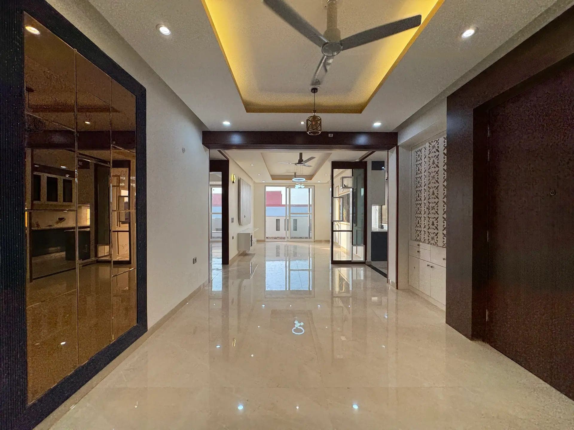 Spacious 3 BHK Apartment spotlight image