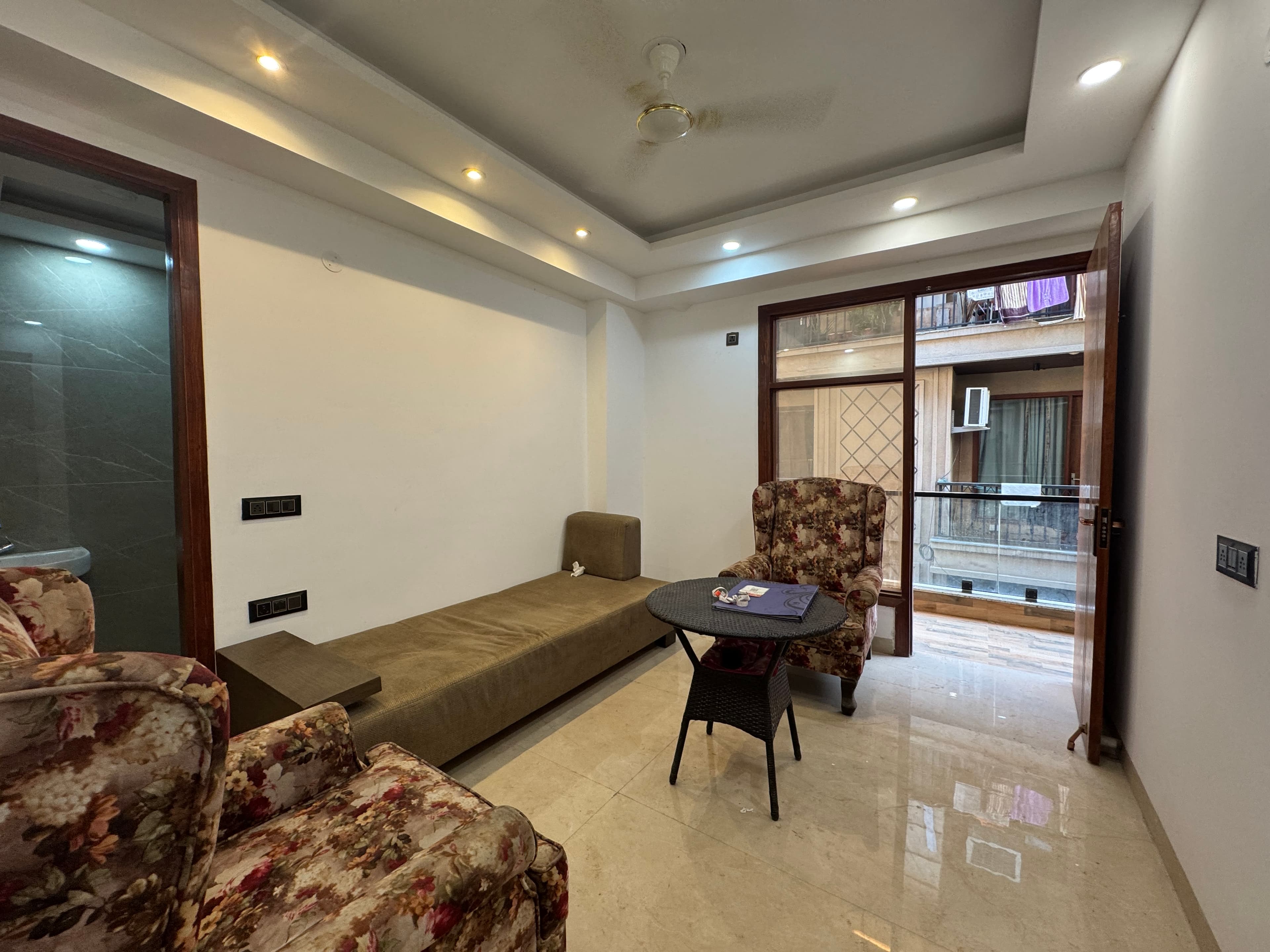 Luxury 3 BHK Flat with Balcony-125 Gaj | Chhatarpur, New Delhi